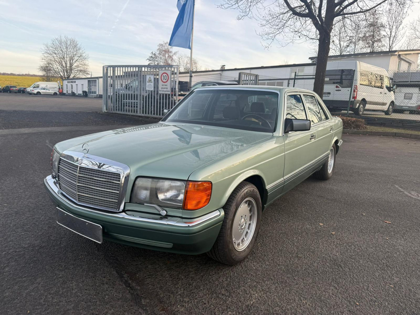 1989 Mercedes-Benz W 126/300 SE